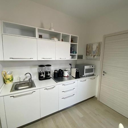 Bed And Breakfast Il Limone San Pasquale Exterior photo