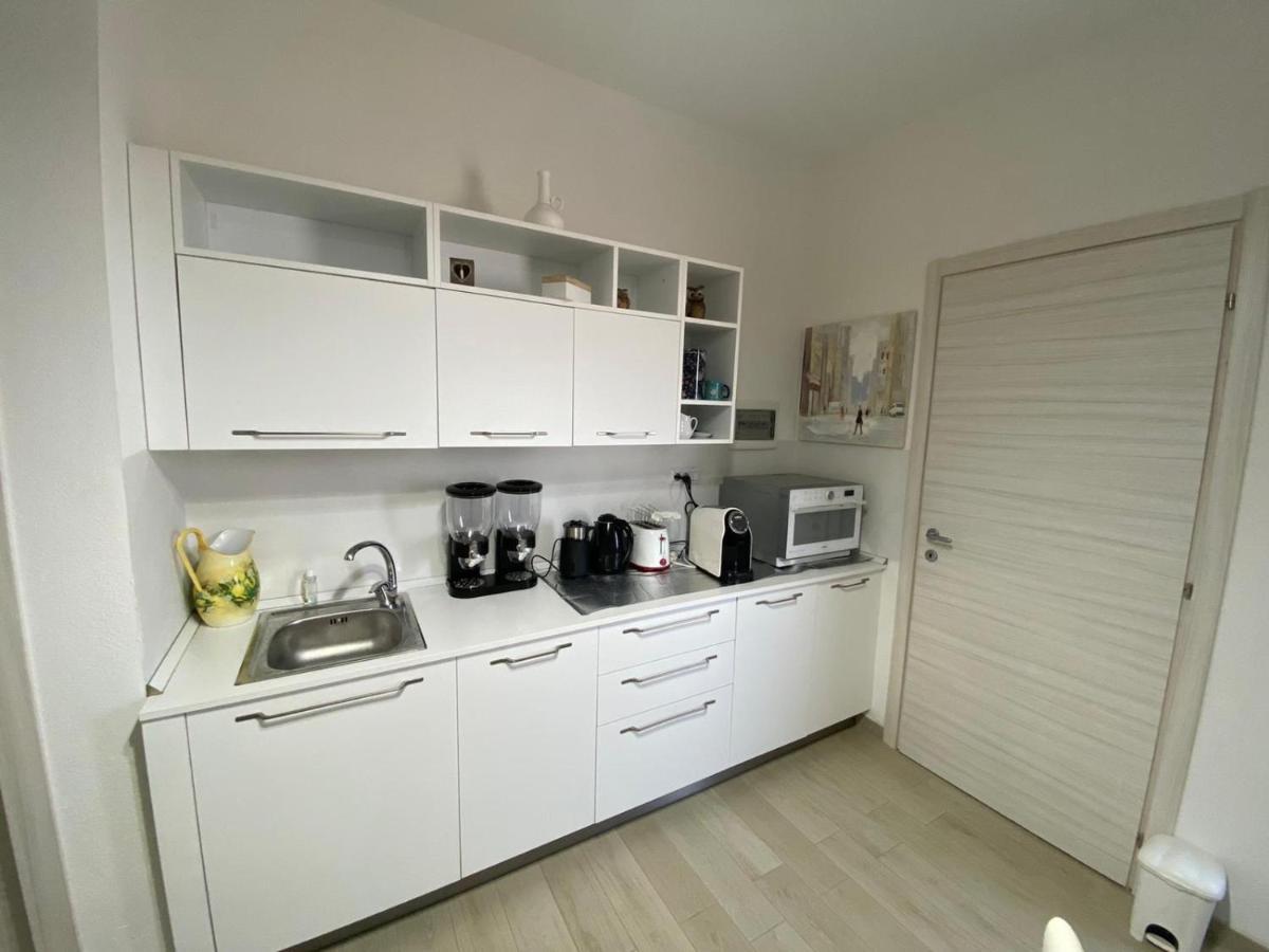 Bed And Breakfast Il Limone San Pasquale Exterior photo